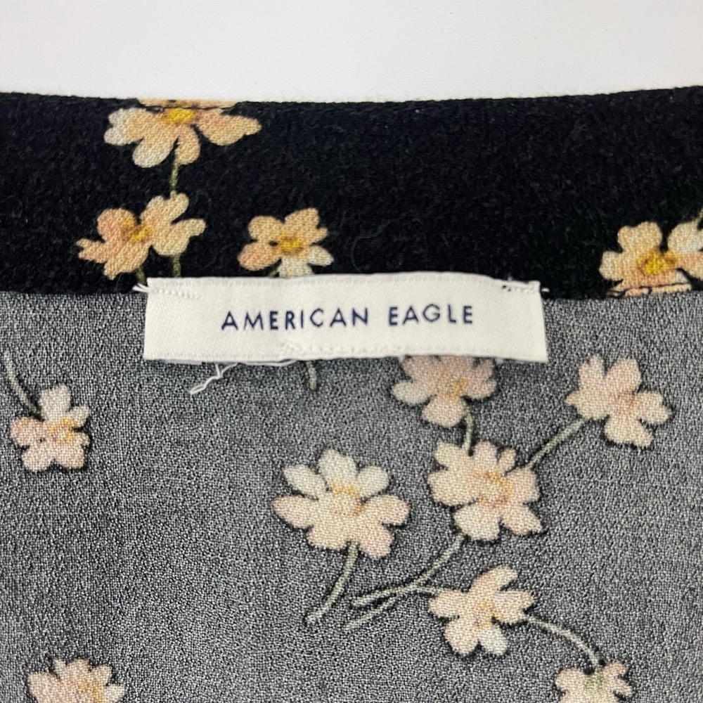 American Eagle Outfitters Blouse Womens S Black w. Yellow Floral Puff Sleeve Top - Picture 12 of 14